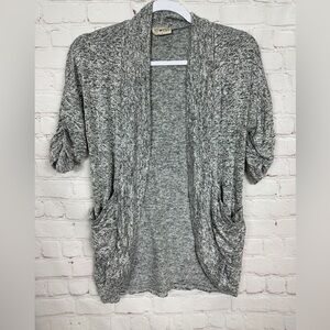 Free Kisses Women's Cardigan Gray Open Knit ruched sleeves sz S‎ Rayon GUC